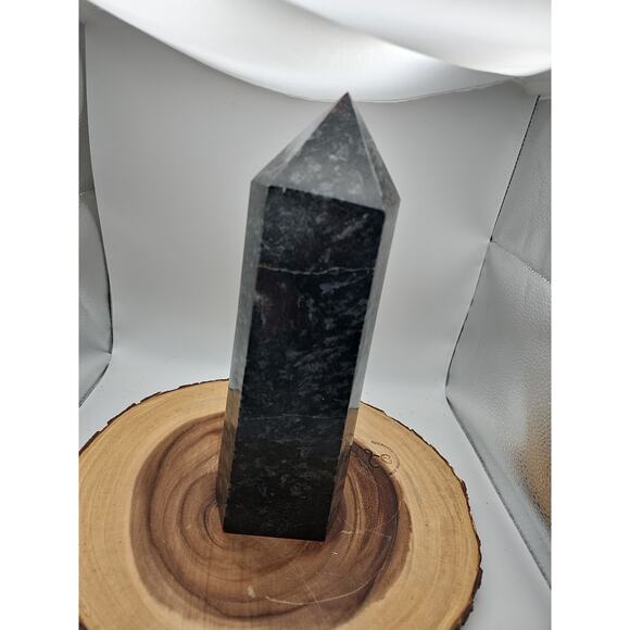 8.23lb Arfvedsonite Garnet Blue Flashes Crystal Point Tower Polished - Picture 3 of 13